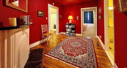 Historisches Cherry Street House im Stadtzentrum gelegen