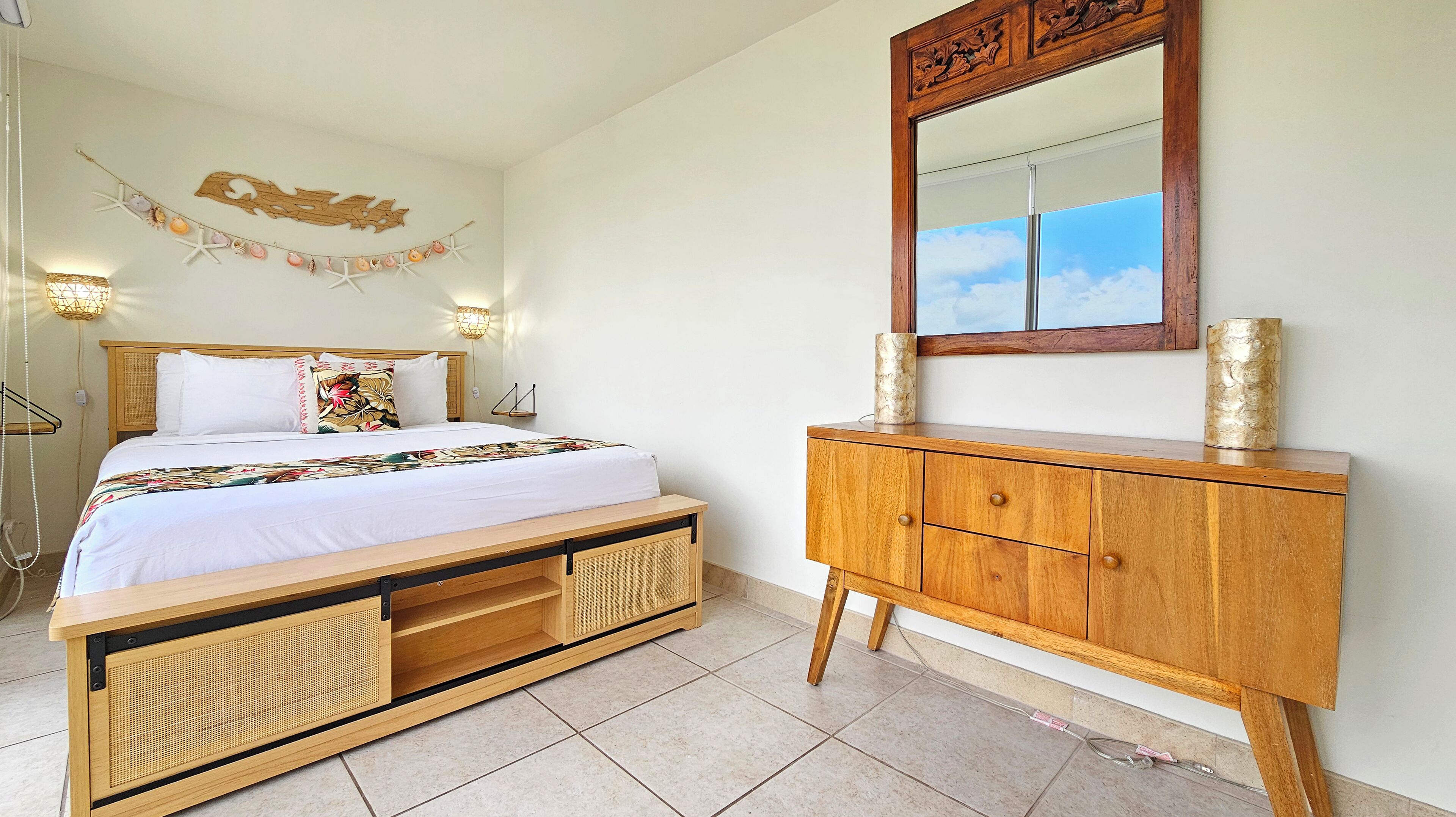 2 bedrooms, desk, iron/ironing board, free WiFi