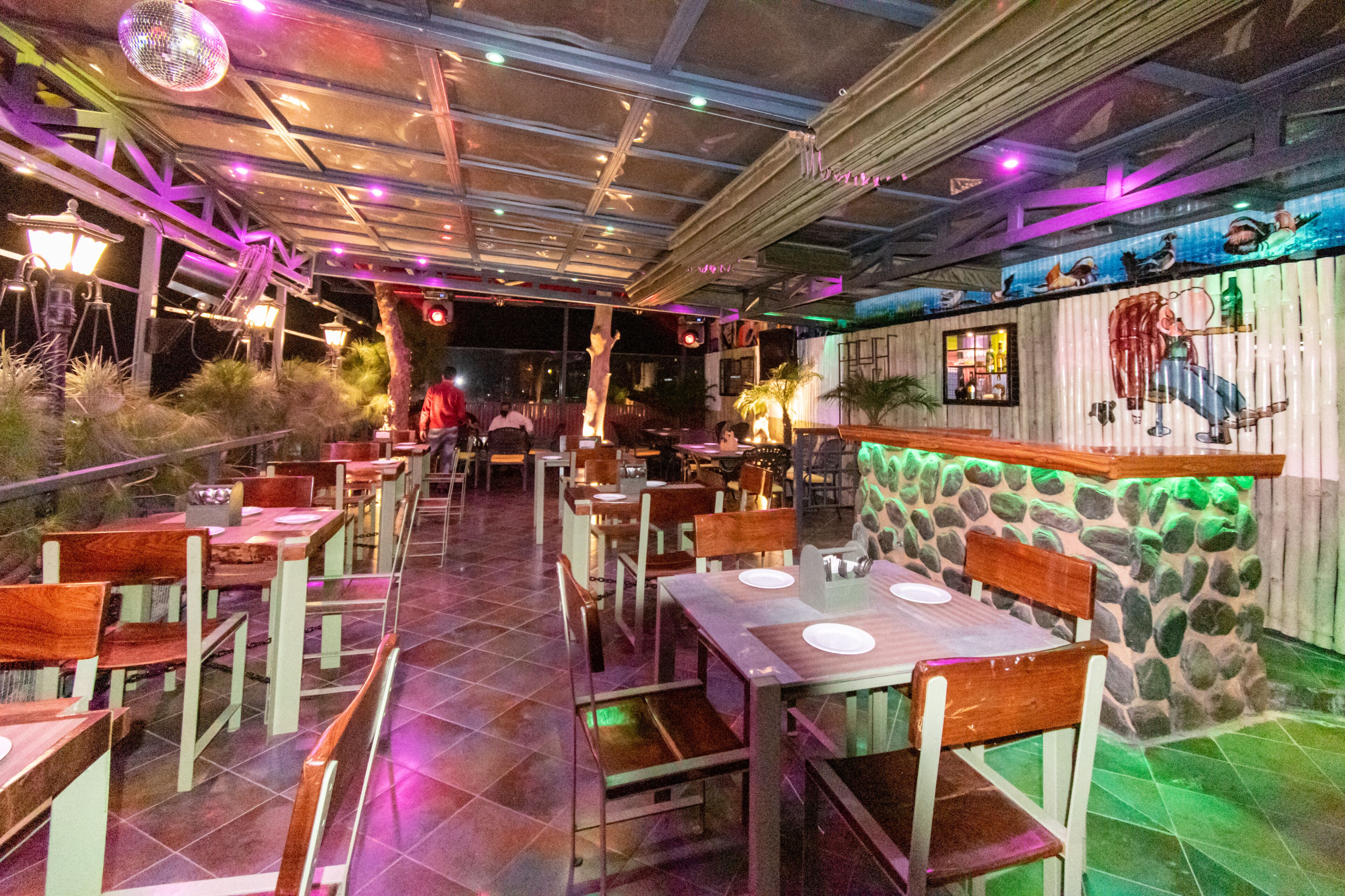 Sports bar