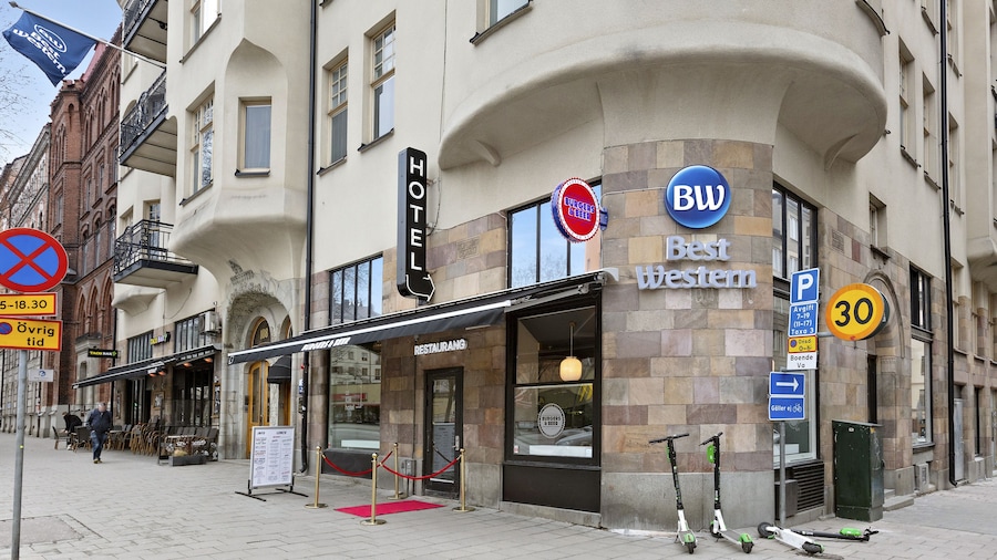 Best Western Hotel at 108