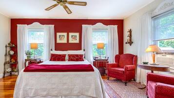 South Superior Room, 1 Queen Bed, Pool View | Premium bedding, individually furnished, laptop workspace