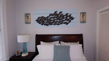 1 chambre, fer et planche à repasser, Wi-Fi gratuit, draps fournis