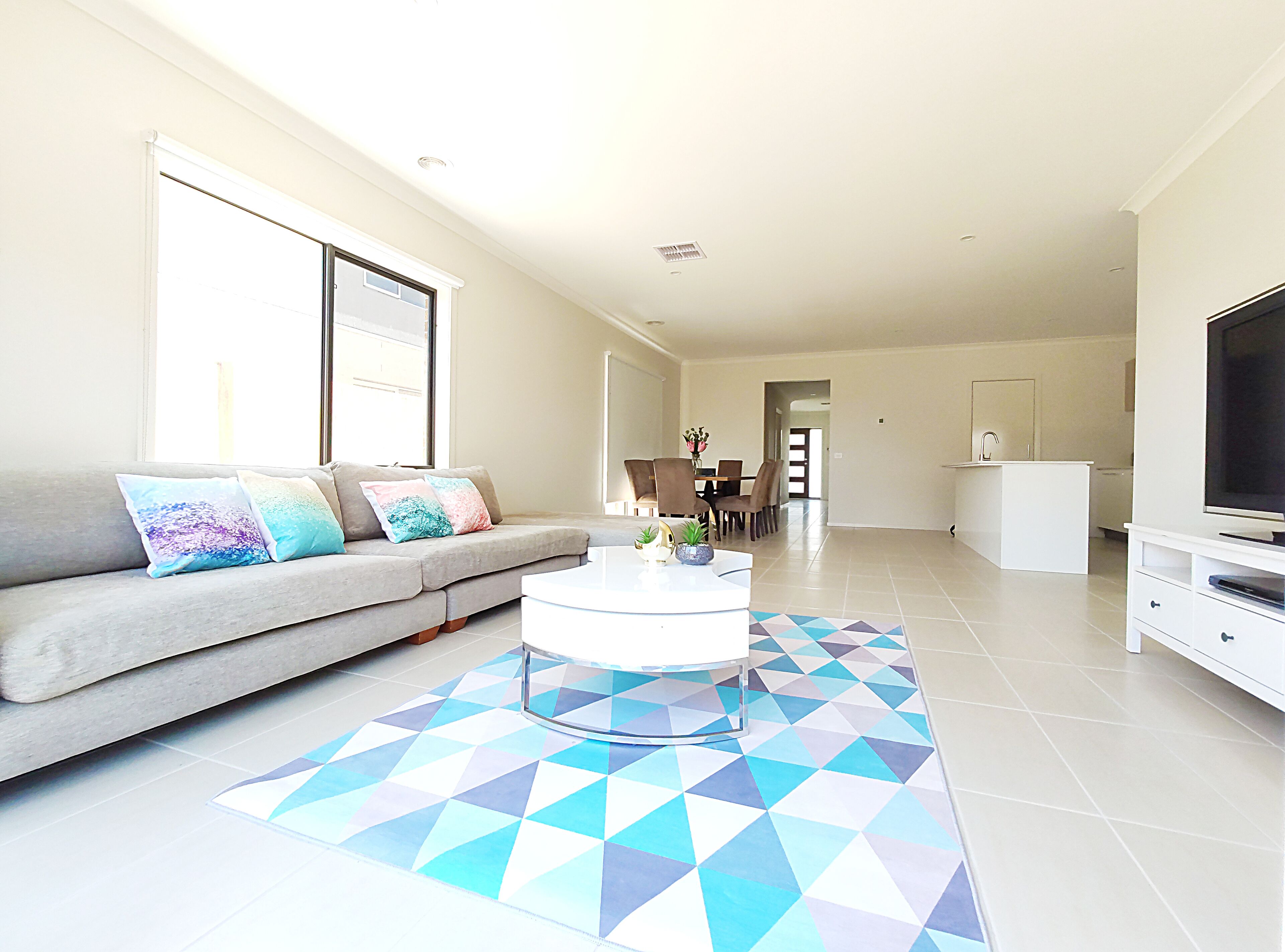 Waterfront Garden Retreat House 2 mins to TownCentre 20mins to CBD  公园别墅