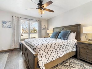 3 Schlafzimmer, Bügeleisen/Bügelbrett, WLAN, Bettwäsche