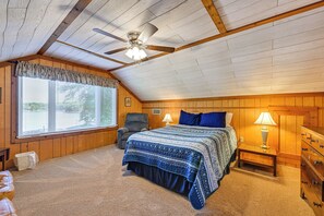 3 chambres, bureau, accès Internet, draps fournis