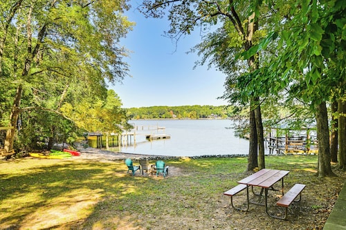 Private Dock & Beach! Lake Norman Cottage Hideaway