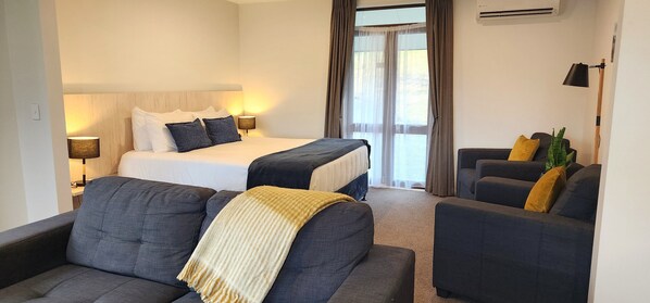 Pimennysverhot, äänieristys, silitysrauta/-lauta, ilmainen Wi-Fi