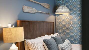 3 bedrooms, iron/ironing board, travel crib, free WiFi