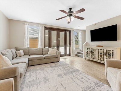 Tampa Townhome Getaway • Westchase & Citrus Park