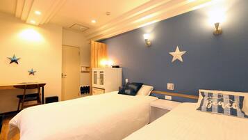 Twin Room | Iron/ironing board, free WiFi