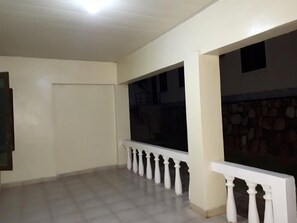 Terrace/patio - Airport Hill Guest House (Kigali)