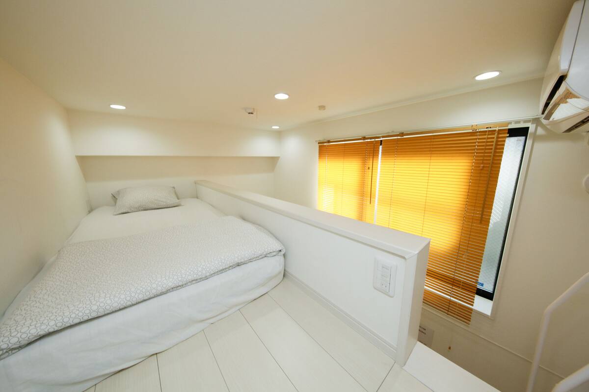 Basic Room (with Loft Bed) | Free WiFi