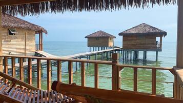 Chalet Deluxe | Ropa de cama de alta calidad, camas con efecto memoria y minibar