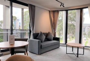 In-room safe, desk, laptop workspace, blackout curtains - Clarion Apartments South Melbourne (South Melbourne)