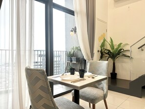 Superior Duplex | Dining room - Ekocheras Suite (Kuala Lumpur)