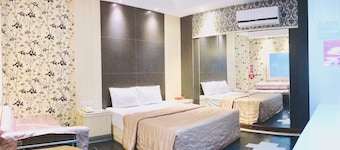 Feng Qing Motel