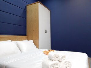 8 Schlafzimmer, WLAN