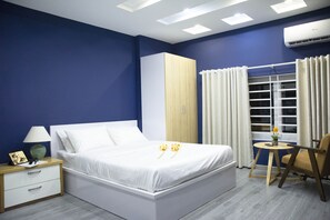 8 Schlafzimmer, WLAN