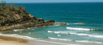 POOL - OCEAN VIEWS - PET FRIENDLY