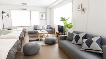 Apartment, 2F | 1 bedroom, desk, free WiFi