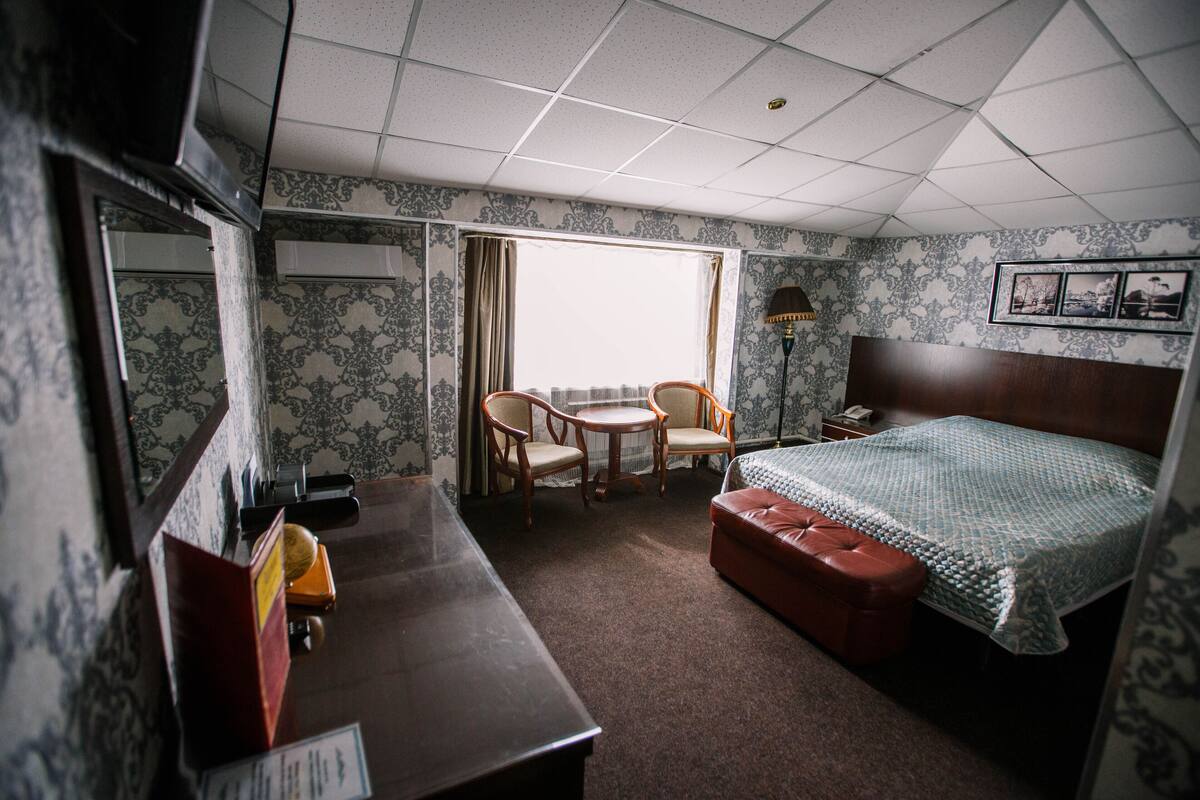 Luxury Suite | 1 bedroom, in-room safe, individually decorated, individually furnished