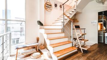 Dormitory Room with 5 Bunk Beds (8 persons) | Free WiFi