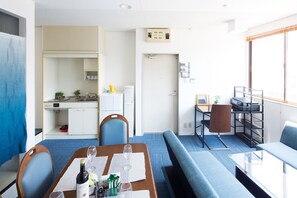 Living area - Sakamoto Building 3F (Osaka)