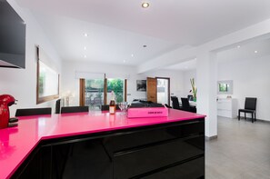 Dining - YourHouse Cardinal (Can Picafort)