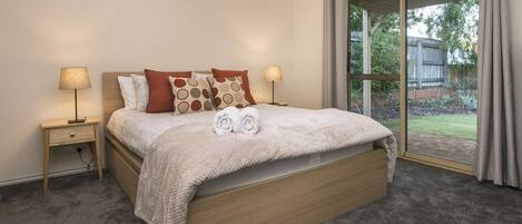 3 habitaciones, tabla de planchar con plancha y wifi gratis