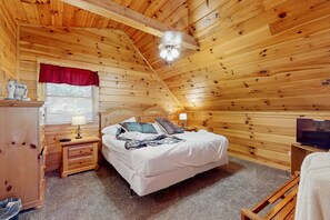 2 bedrooms, iron/ironing board, bed sheets