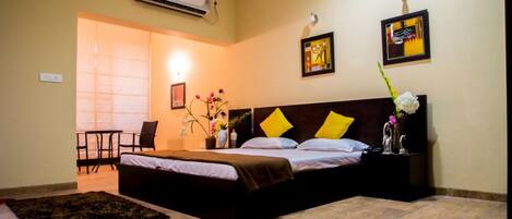 Executive Room | Free WiFi