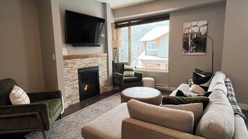 TV connectée, cheminée