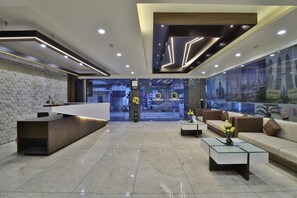 Quầy tiếp tân