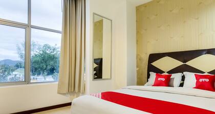 OYO 89583 Grove Hotel