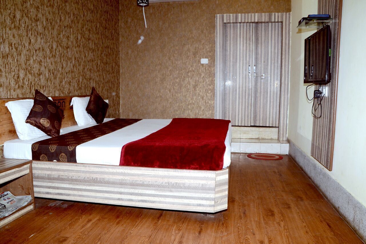 Individually furnished, soundproofing, free WiFi, bed sheets