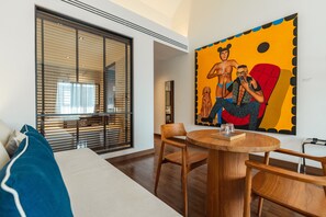 Junior Suite (Bathtub only)