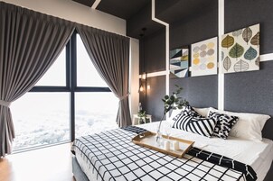 Apartment, 2 Bedrooms, Non Smoking, 2 Bathrooms | Individually decorated, individually furnished, iron/ironing board