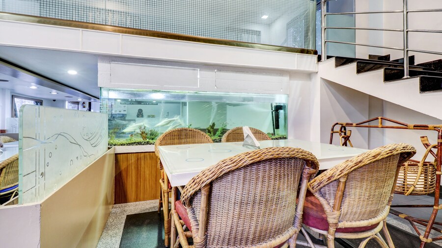 Itsy Hotels Ammu Regency