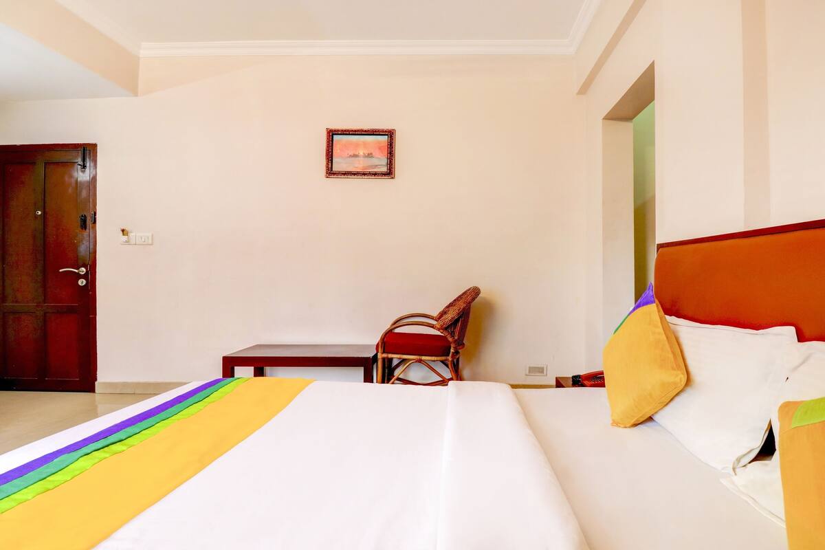 Desk, iron/ironing board (on request), free WiFi, bed sheets