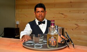 Bar (en la propiedad)