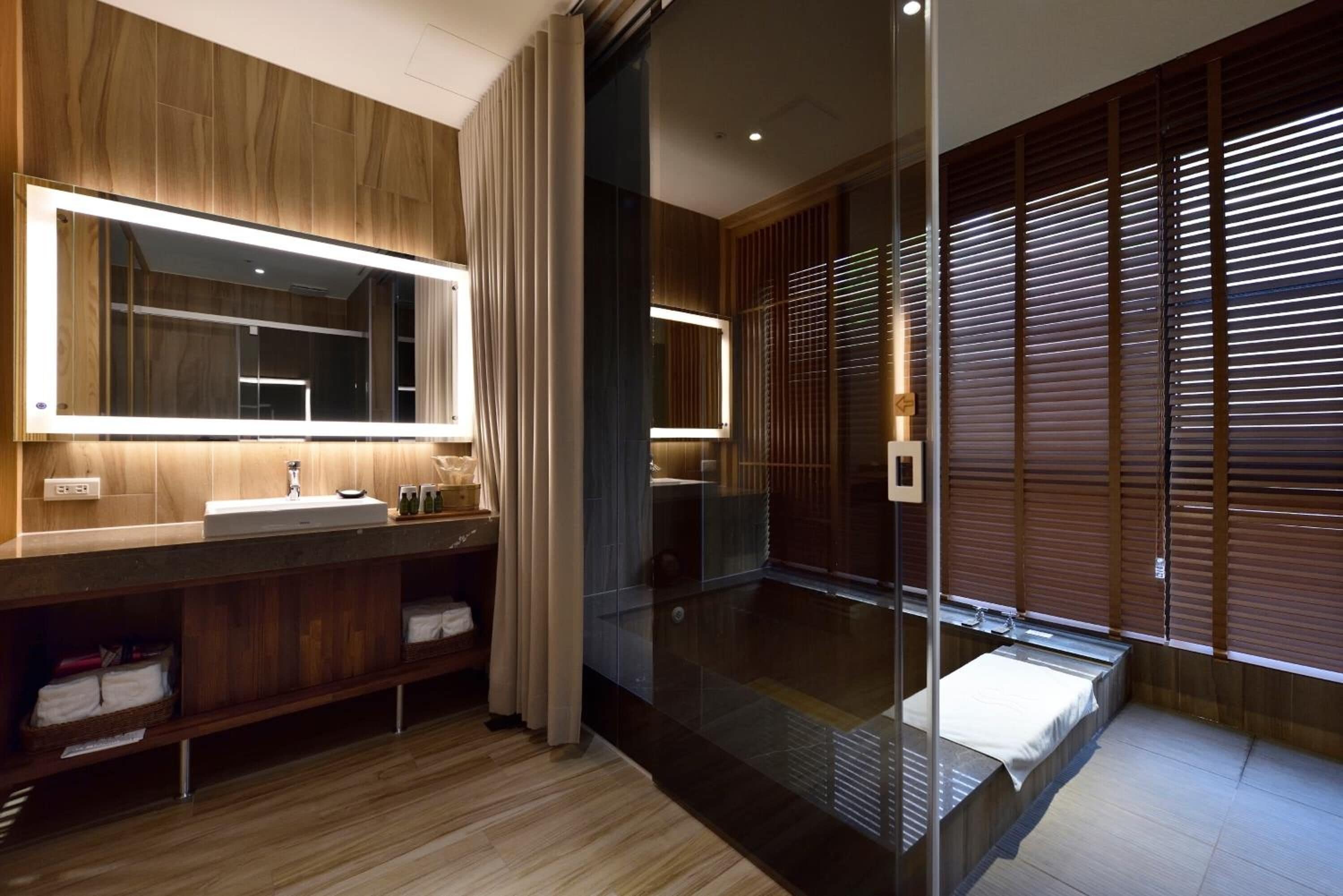 separate bathtub and shower, spring water bathtub, hair dryer, bathrobes