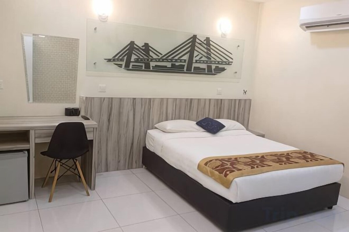 Deluxe Double With Bathtub