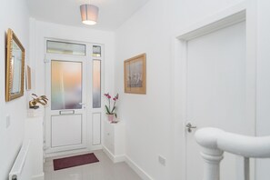 Interior - London zone2 (London)