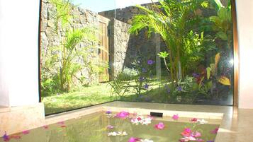 別墅 | 浴室 | 吹風機、毛巾