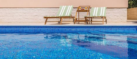 Piscine extérieure