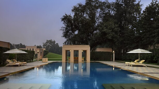 Outdoor pool - Hamira Luxury Homestay (Kapurthala)