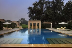 Outdoor pool - Hamira Luxury Homestay (Kapurthala)