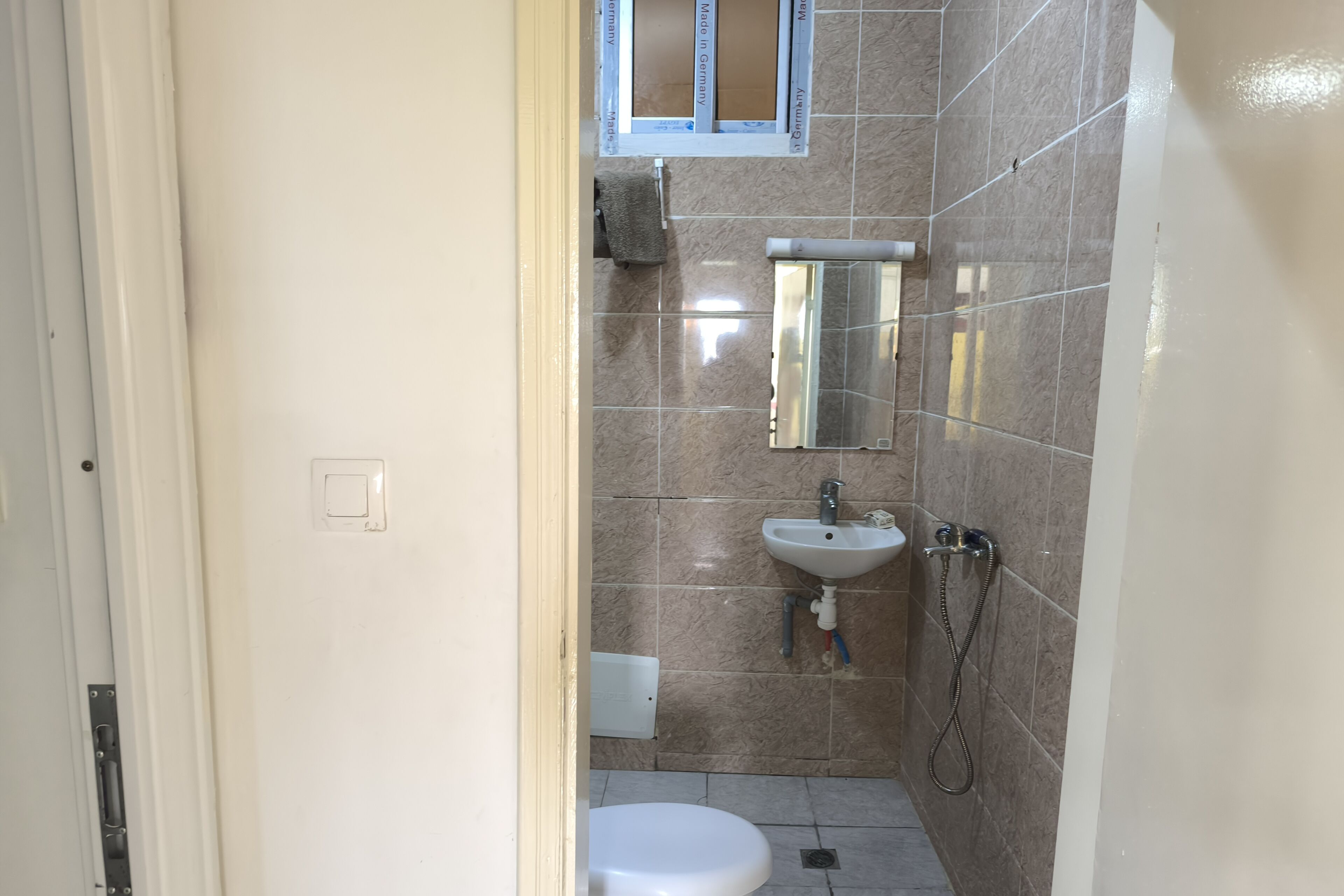 奢華頂樓客房 | 浴室 | 淋浴設備、拖鞋、毛巾、肥皂