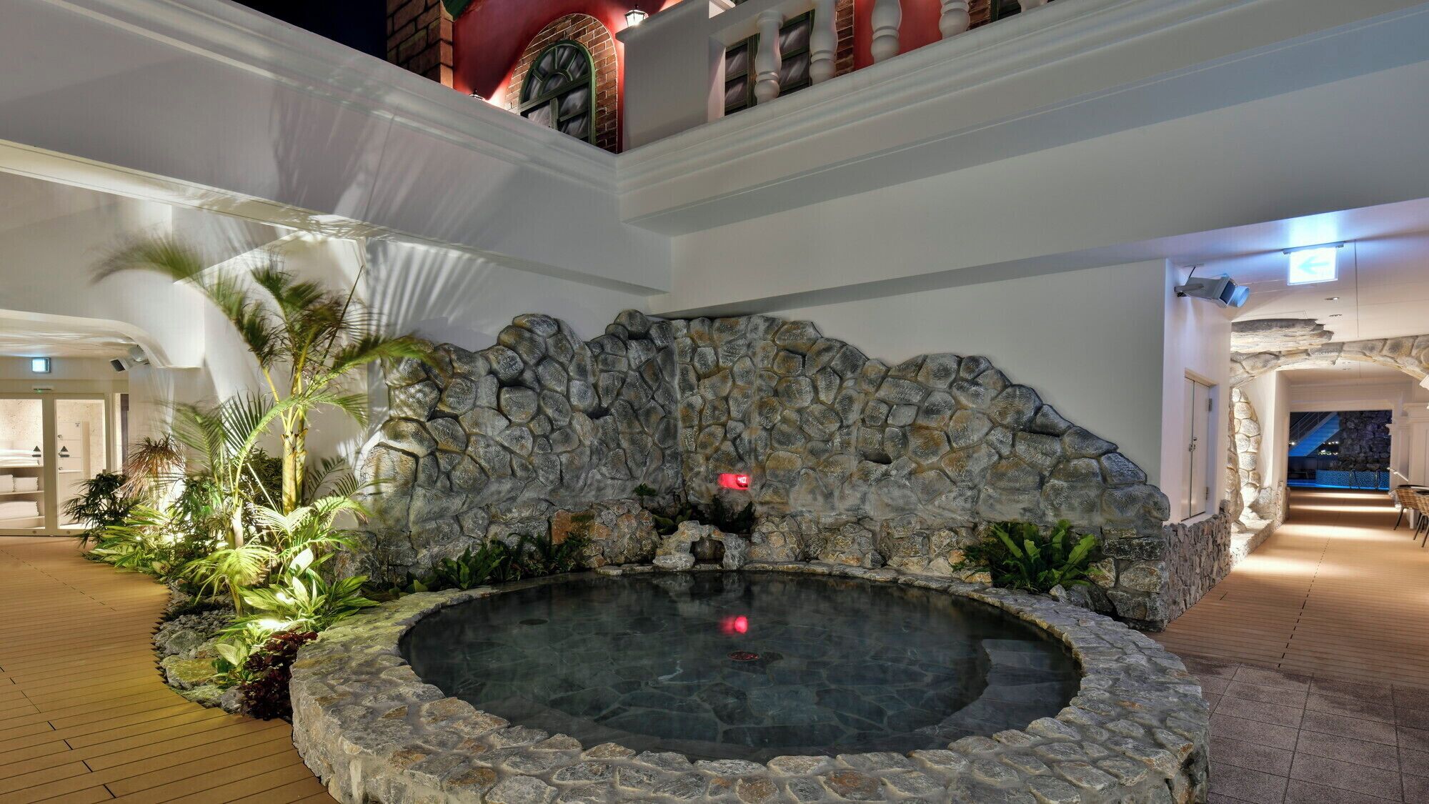 Infinity pool