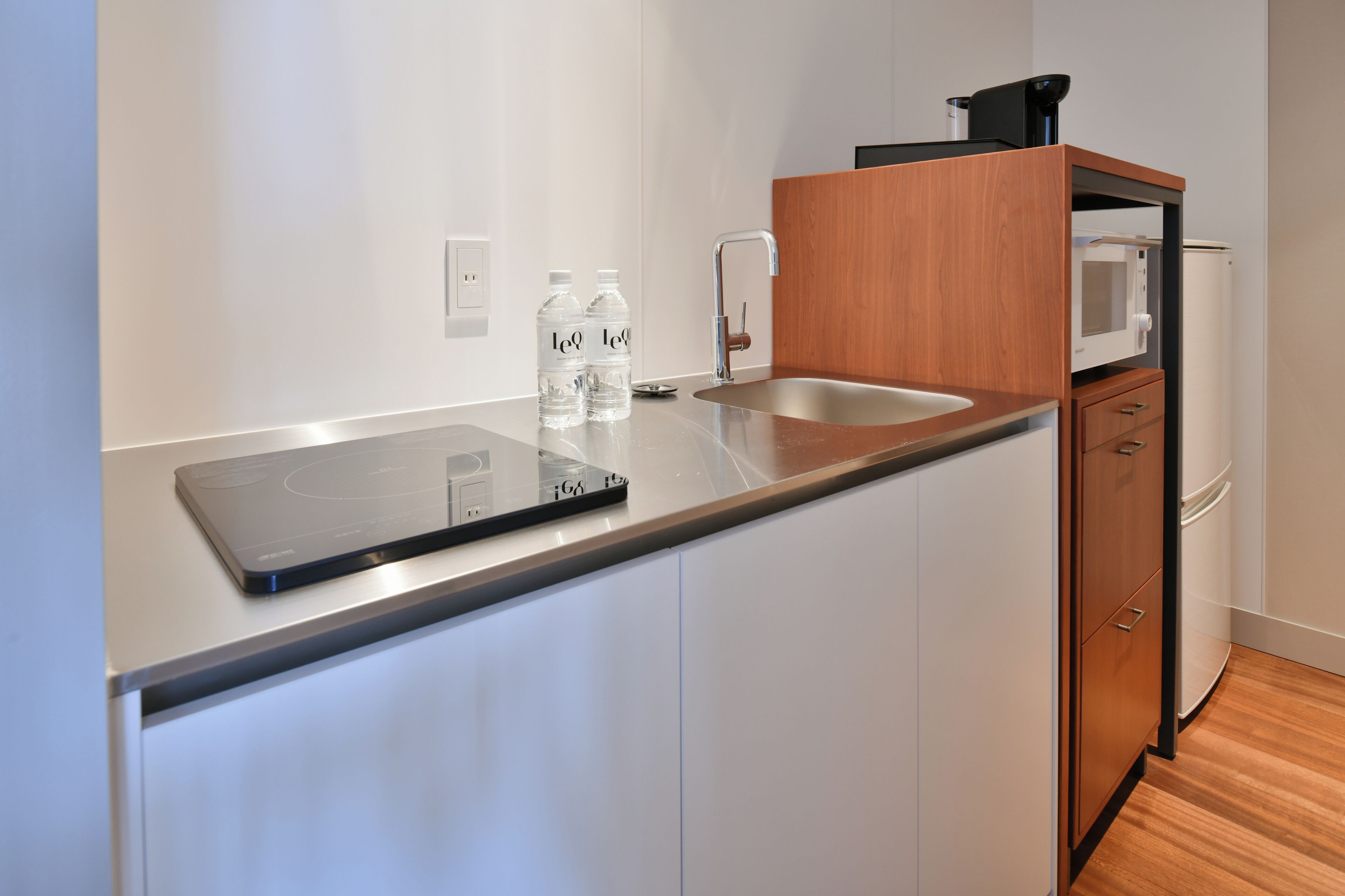 fridge, microwave, electric kettle